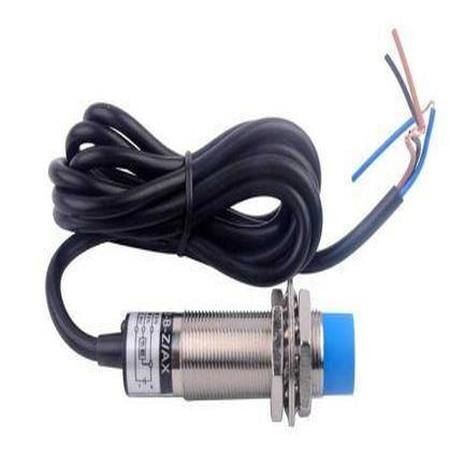 Kapasitif PNP Proximity Sensör - LJ18A3-B-Z/BY