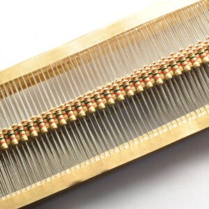 390R 1/8W  %5 Tolerans Direnç